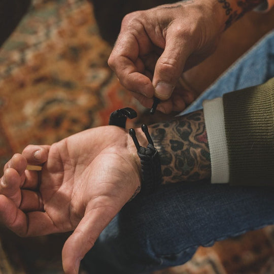 Desert Camo Paracord Flag Bracelet