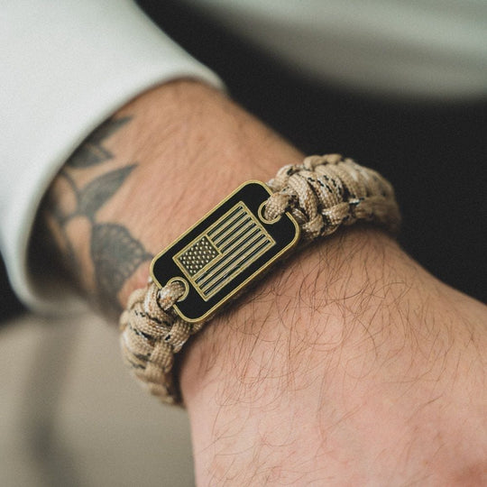 Desert Camo Paracord Flag Bracelet